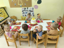 27110af7-d303-4d4e-89ce-6c053db0123a