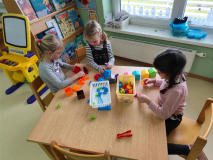 c1d39353-0cd7-43f5-bdfd-ca28ba16df2f