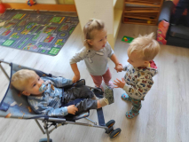 c75be458-bc35-4150-9e74-57a693acd4de