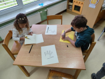 af7e4ba3-a117-4bb2-8bbc-9fed67dd3912