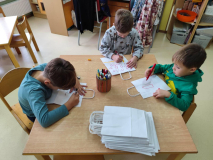 911687e9-4249-4c46-9430-fa6caeb15284