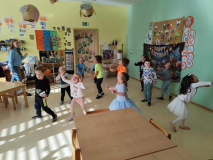 6a03ffdc-4ad1-4852-9b29-11ea7342fd9f