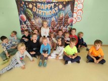 9f807d7b-d582-4691-9ddf-bcb7a2080688