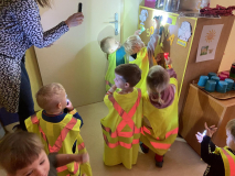 412737360_927415231625971_5982435451602697924_n