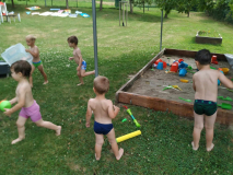 f9a8d722-c352-4cba-bb90-c206135f601b